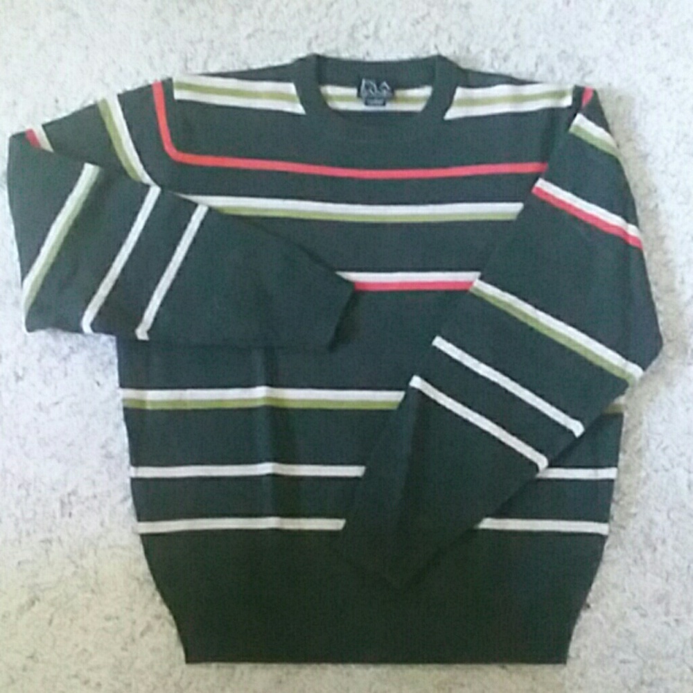 New Jos. A. Bank Lambs Wool Sweater.  Size M.